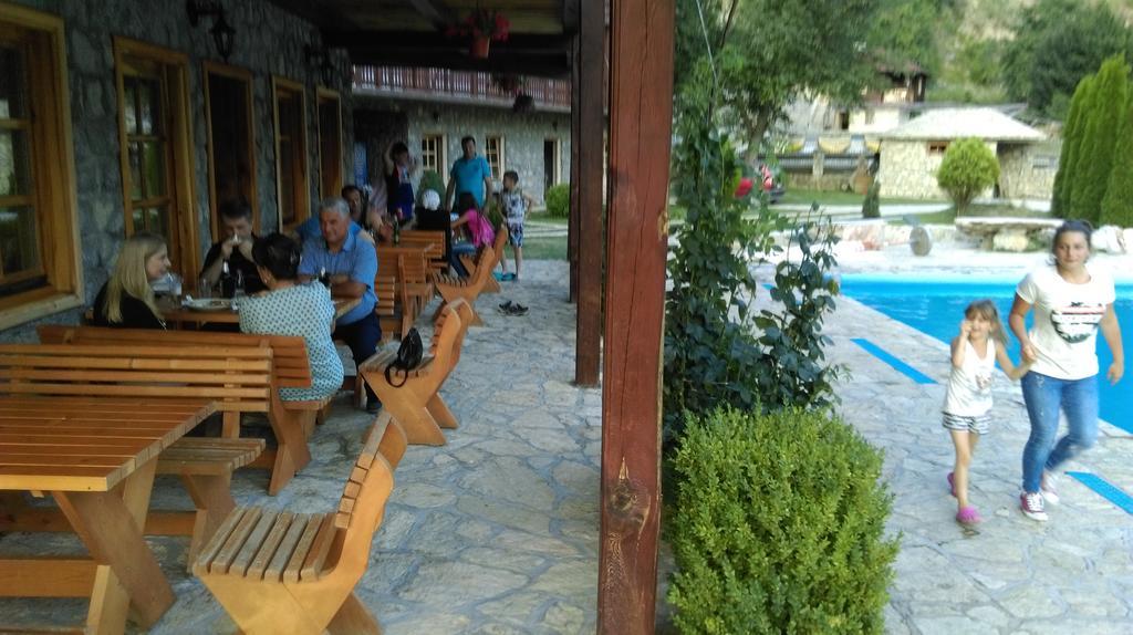 Etno Selo Vrelo & Camping Affittacamere Berane Esterno foto